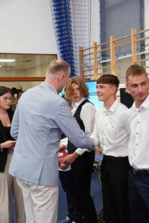 image128 image128