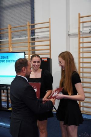 image33 image33