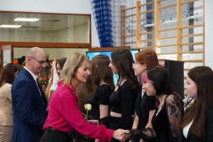 image48 image48