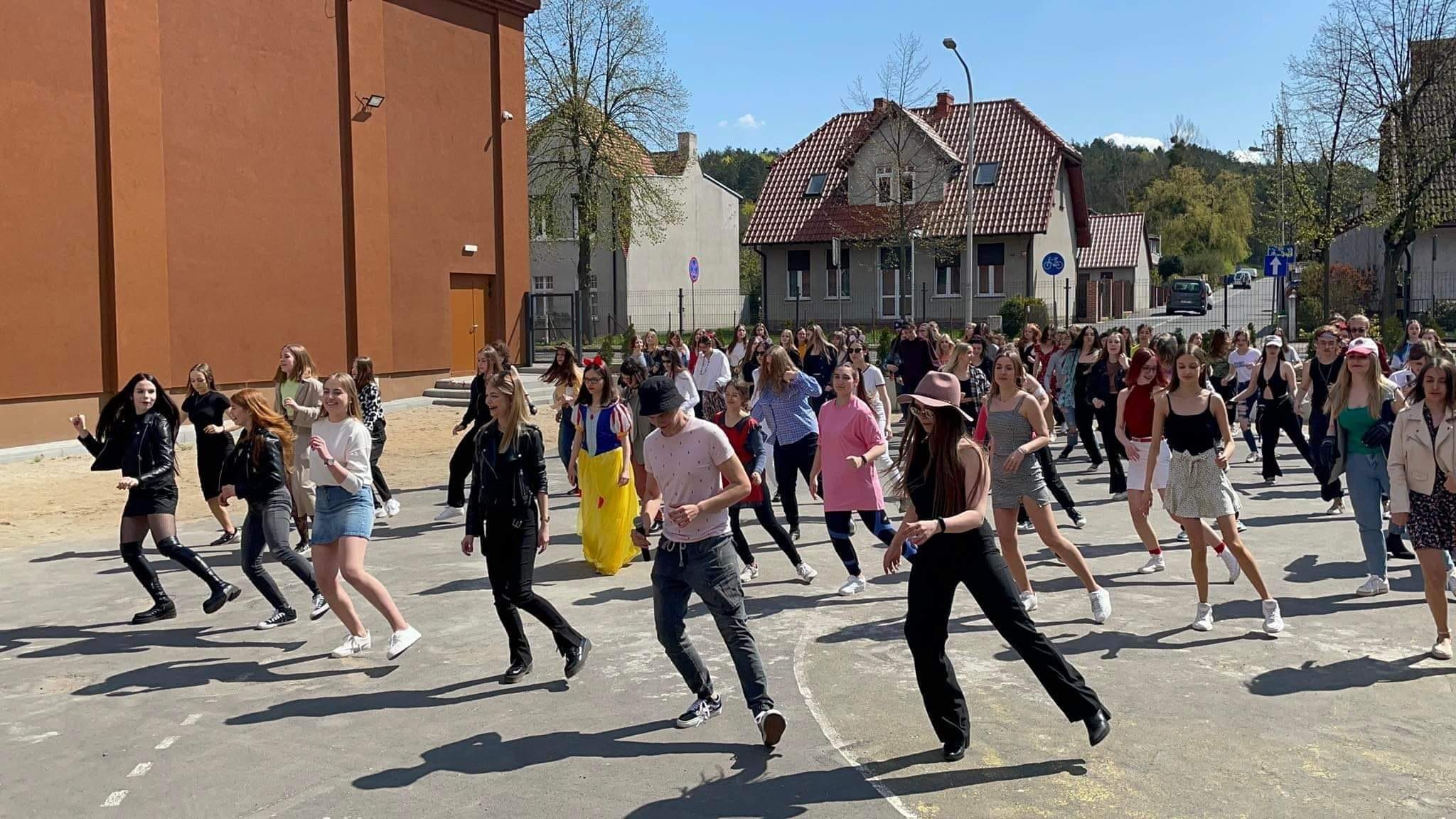 drzwi otwarte w szkole